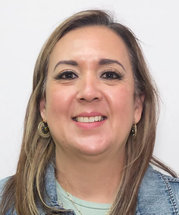 Ms. Nidia Hernández
