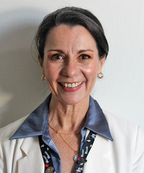 Ms. Ana Laura  Rivas