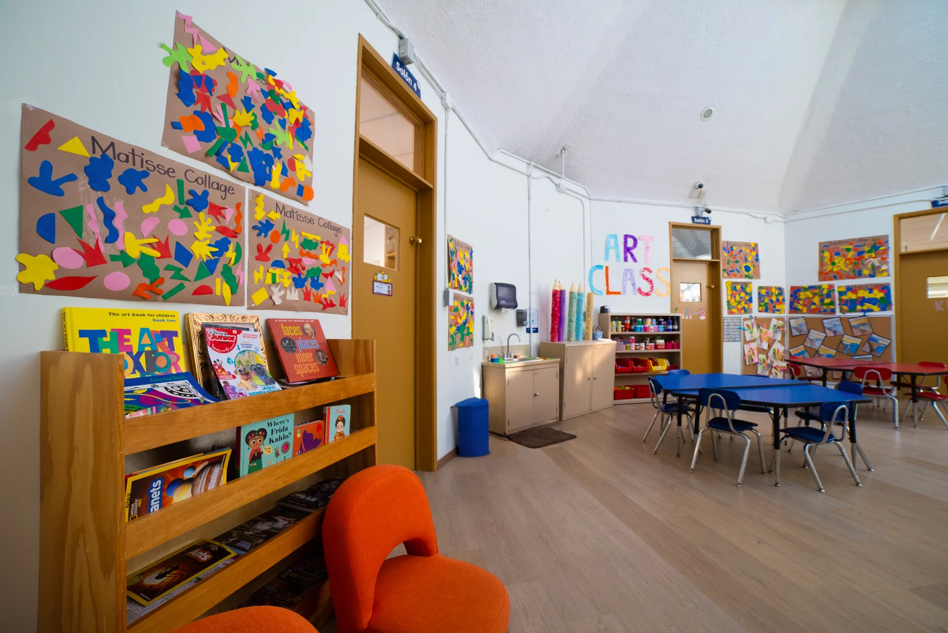 pink-blue-and-thomasito-gallery 3